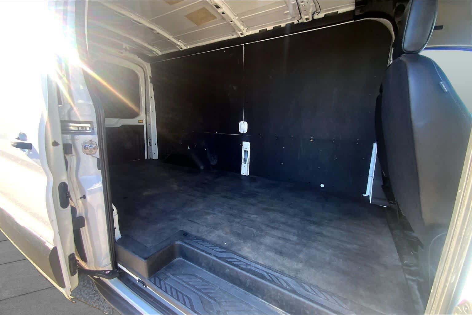 Used 2023 Ford Transit 250 Medium Roof w/ Load Area Protection Package RWD image 34