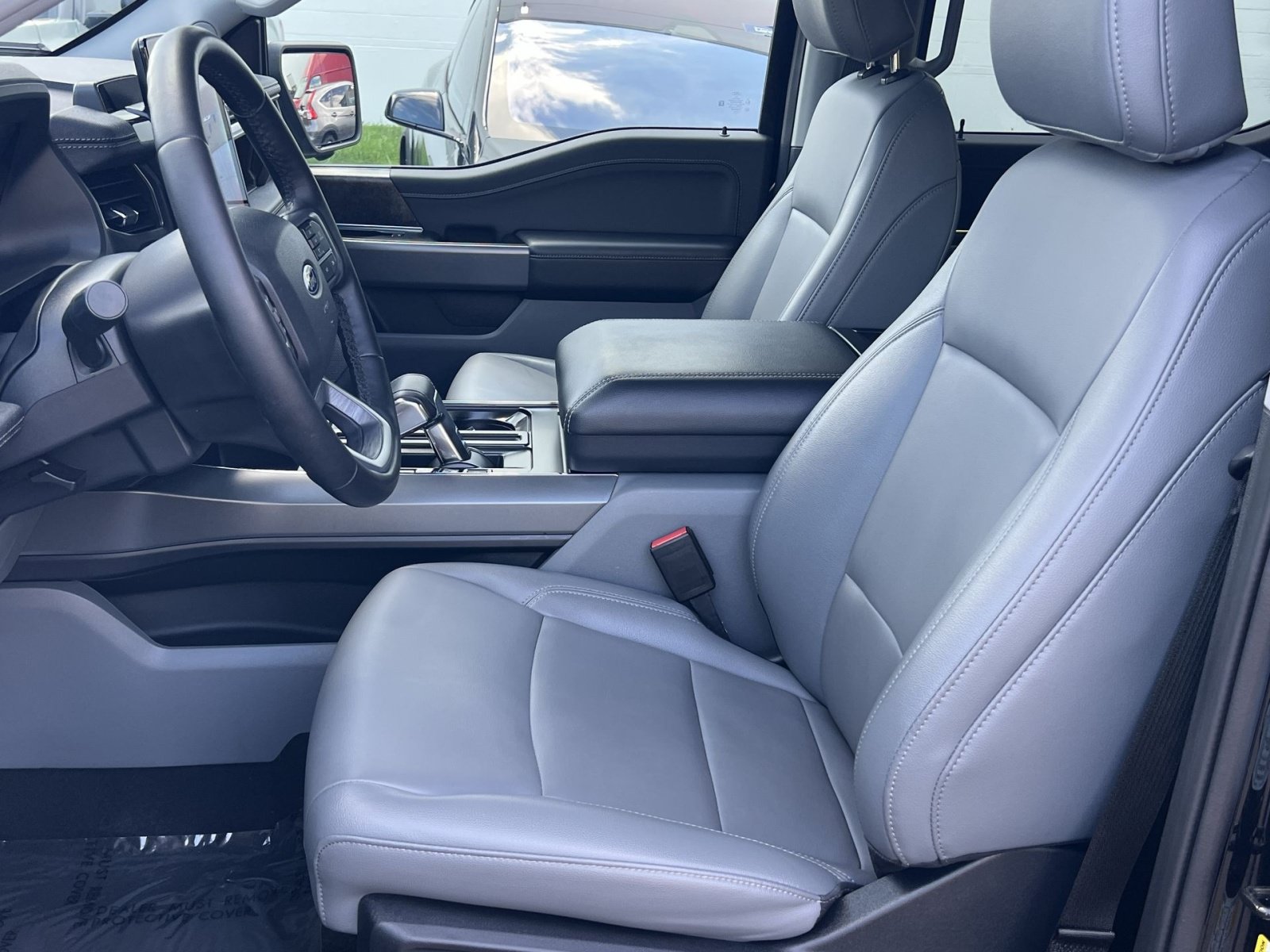 Used 2025 Ford F150 Lightning Flash AWD/4WD image 12