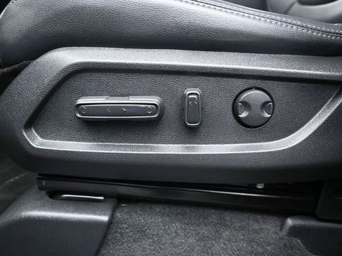 Used 2023 Honda Pilot EX-L image 11