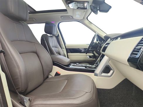 Used 2019 Land Rover Range Rover Supercharged image 26