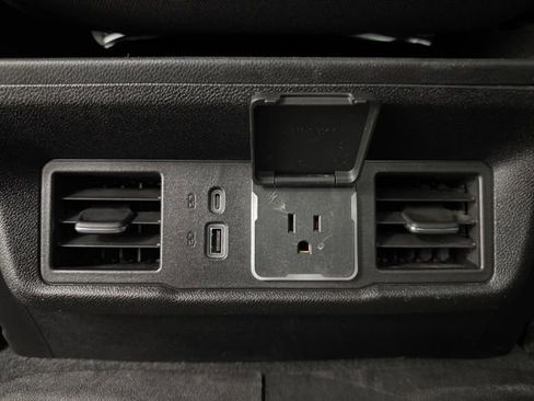 Used 2022 Chevrolet Silverado 1500 RST AWD/4WD image 26