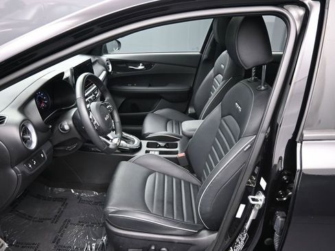 Certified 2023 Kia Forte GT-Line w/ GT-Line Premium Package FWD image 19