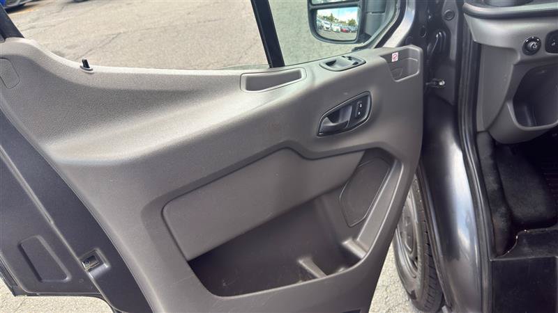 Used 2020 Ford Transit 250 Medium Roof RWD image 6