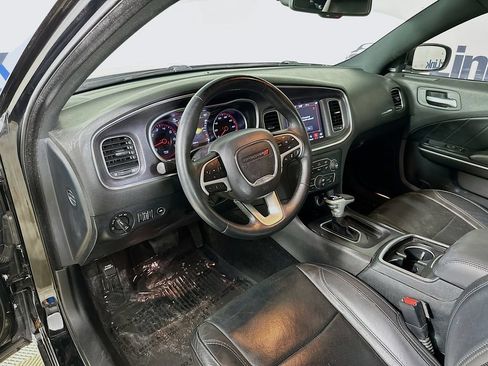 Used 2018 Dodge Charger SXT Plus w/ Quick Order Package 29J RWD image 10
