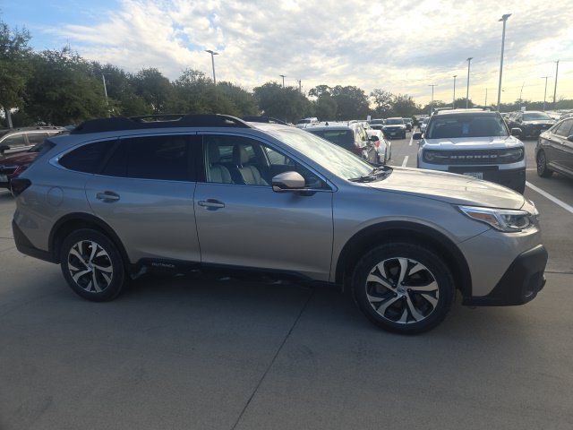 Used 2020 Subaru Outback Limited AWD/4WD image 2