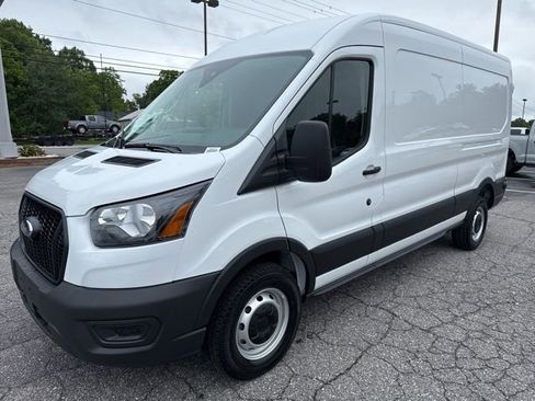 New 2025 Ford Transit 250 148 Medium Roof w/ Load Area Protection Package RWD image 5