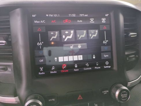 Used 2019 RAM 1500 Big Horn AWD/4WD image 35