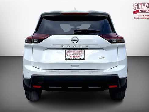 New 2026 Nissan Rogue SV image 4