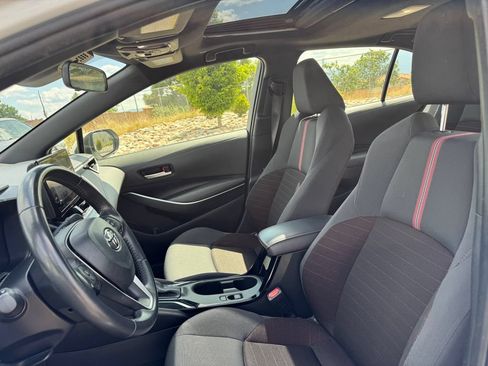Used 2024 Toyota Corolla SE w/ SE Premium Package FWD image 7