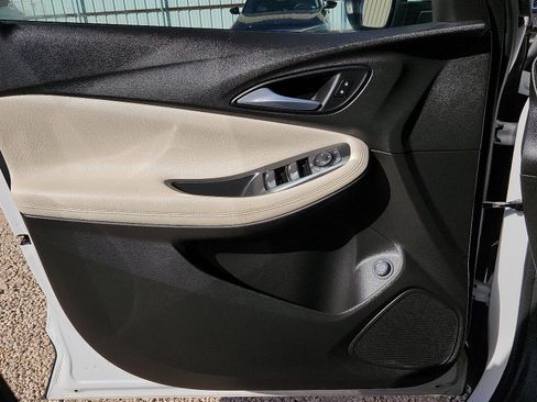 Used 2020 Buick Encore GX Select w/ Experience Buick Package image 9