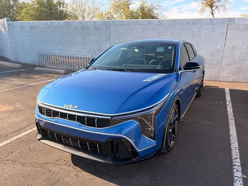 Used 2025 Kia K4 GT-Line w/ GT-Line Premium Package FWD image 2