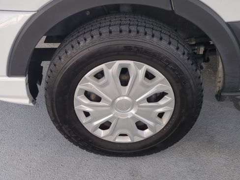 Used 2023 Ford Transit 350 XLT image 11