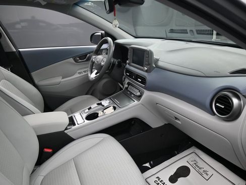 Used 2020 Hyundai Kona Limited image 39