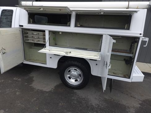 Used 2012 Ford F350 XL w/ PWR Equipment Group image 4