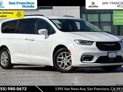 Used 2022 Chrysler Pacifica Touring-L