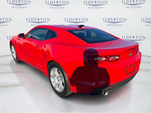 Used 2022 Chevrolet Camaro LT image 8