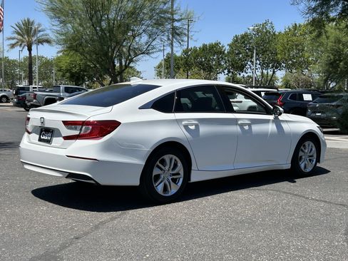 Used 2019 Honda Accord LX image 4