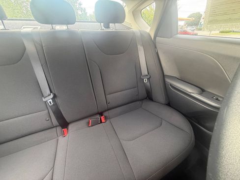 Used 2026 Kia K4 FWD image 37