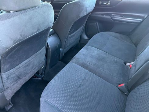 Used 2015 Nissan Altima 2.5 SV FWD image 14