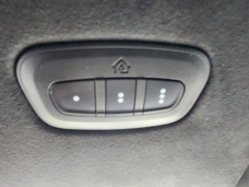 Used 2022 Jeep Grand Wagoneer Series III image 39