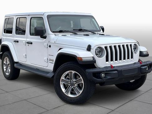 Used 2021 Jeep Wrangler Unlimited Sahara image 4