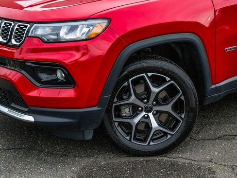 Used 2025 Jeep Compass Limited AWD/4WD image 47