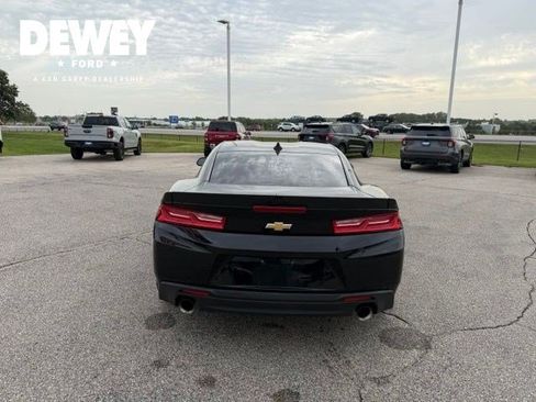 Used 2016 Chevrolet Camaro LT RWD image 12