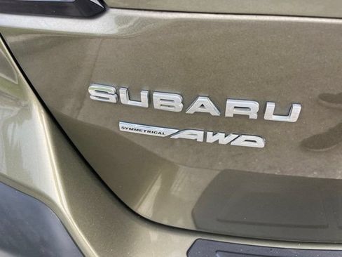 Used 2022 Subaru Outback Limited AWD/4WD image 8