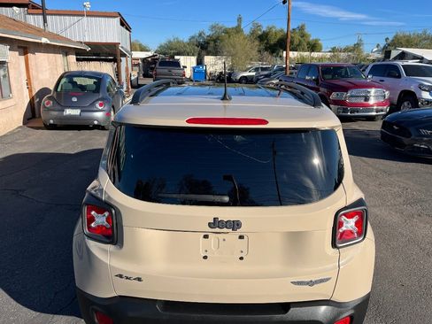 Used 2017 Jeep Renegade Trailhawk image 51
