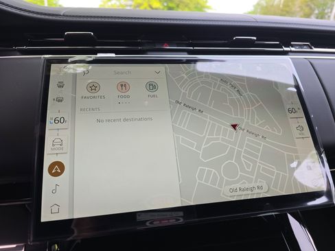 New 2025 Land Rover Range Rover Sport Dynamic SE image 23