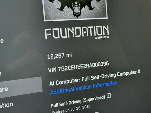 Used 2024 Tesla Cybertruck Cyberbeast AWD/4WD image 11