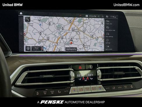 Used 2022 BMW X5 sDrive40i w/ M Sport Package RWD image 10