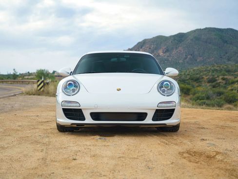 Used 2009 Porsche 911 Carrera S RWD image 89