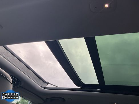 Used 2022 Jeep Grand Cherokee Limited 4xe image 32