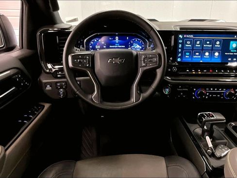 Used 2025 Chevrolet Silverado 1500 ZR2 w/ Technology Package AWD/4WD image 6