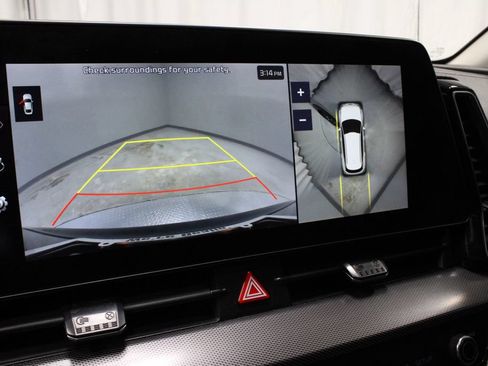 Used 2023 Kia Sportage SX FWD image 4