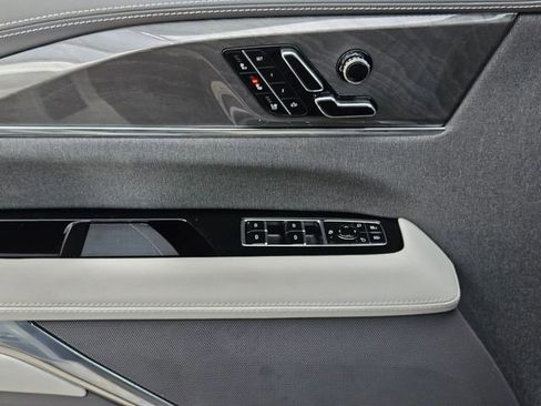 New 2026 Cadillac Escalade IQ Sport 1 w/ LPO, Floor Liner Package image 24