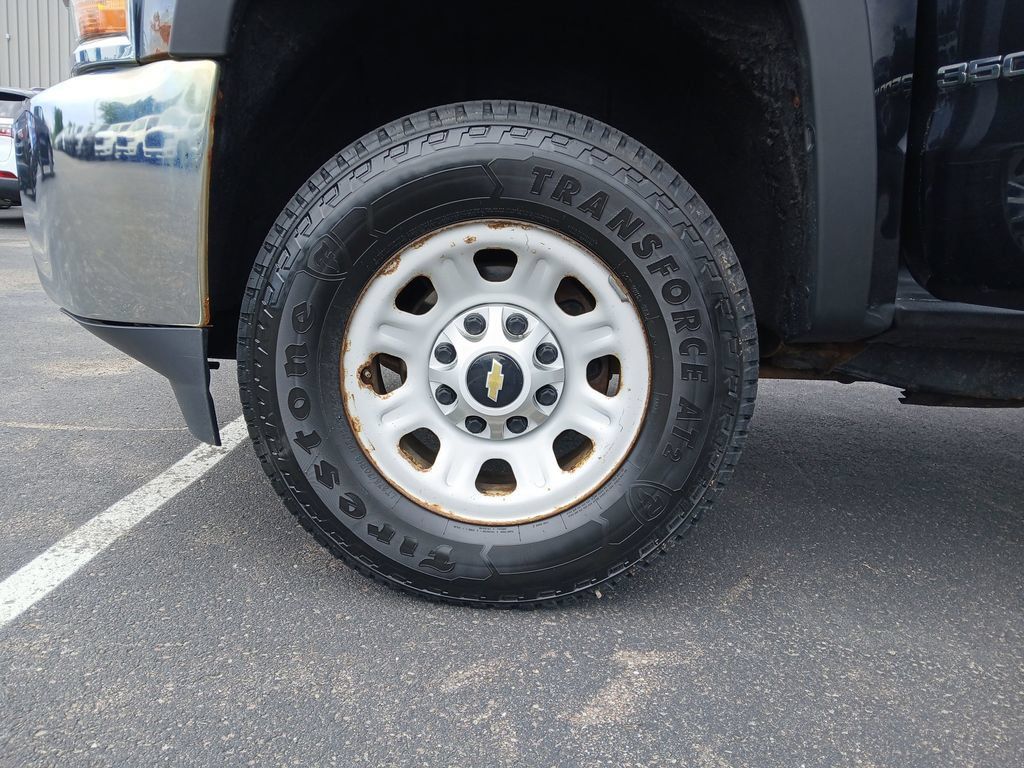 Used 2017 Chevrolet Silverado 3500 W/T w/ WT Fleet Convenience Package AWD/4WD image 24