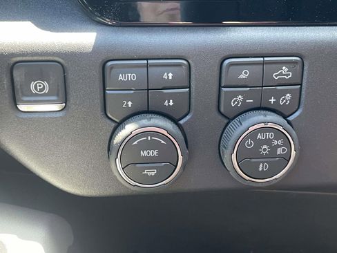 New 2026 Chevrolet Silverado 1500 ZR2 w/ LPO, Dark Essentials Package AWD/4WD image 19