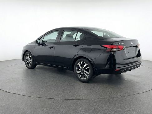 Used 2025 Nissan Versa SV image 6