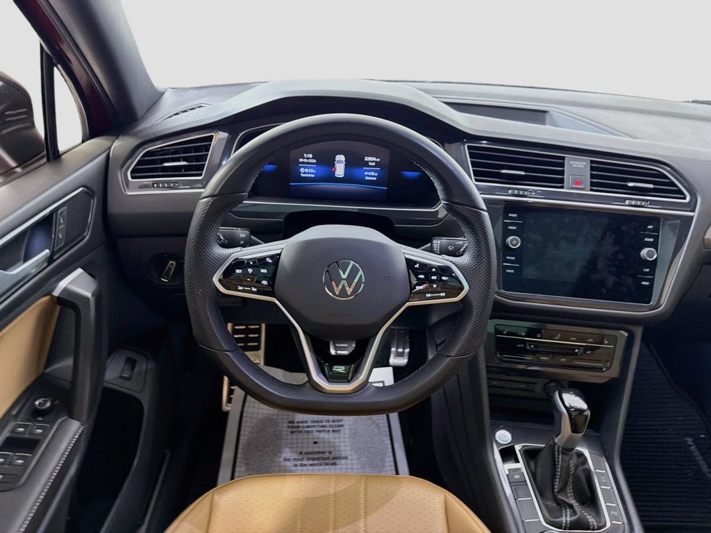 Used 2024 Volkswagen Tiguan SE R-Line AWD/4WD image 22