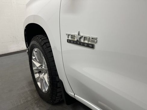 Used 2021 Chevrolet Silverado 1500 LTZ w/ LTZ Convenience Package II AWD/4WD image 22