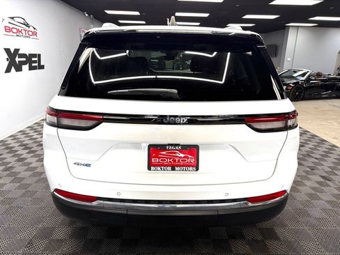 Used 2022 Jeep Grand Cherokee Limited 4xe AWD/4WD image 13