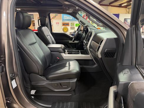 Used 2020 Ford F250 Lariat w/ Lariat Ultimate Package AWD/4WD image 21