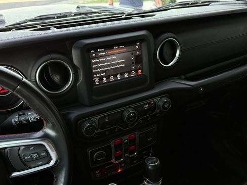 Used 2020 Jeep Wrangler Unlimited Rubicon w/ Quick Order Package 28Y Recon AWD/4WD image 44