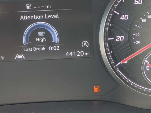 Used 2023 Hyundai Santa Fe SE w/ Cargo Package AWD/4WD image 36