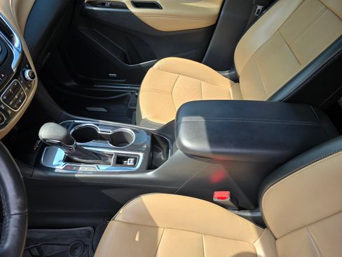 Certified 2022 Chevrolet Equinox Premier FWD image 26