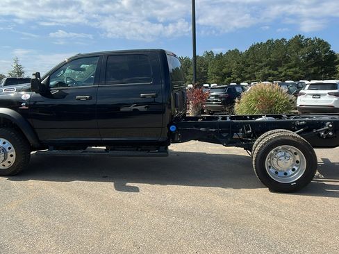 New 2026 RAM 4500 Tradesman w/ Chrome Appearance Group image 11