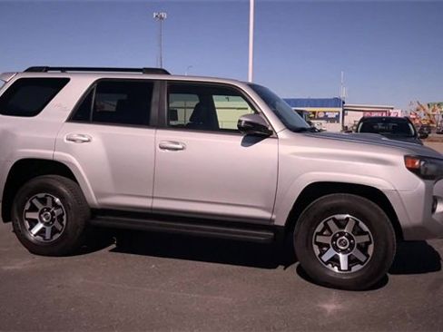 Used 2024 Toyota 4Runner TRD Off-Road Premium image 3