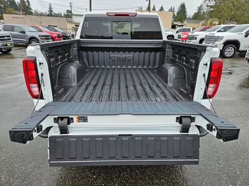 New 2026 GMC Sierra 1500 Elevation w/ Elevation Premium Package AWD/4WD image 10